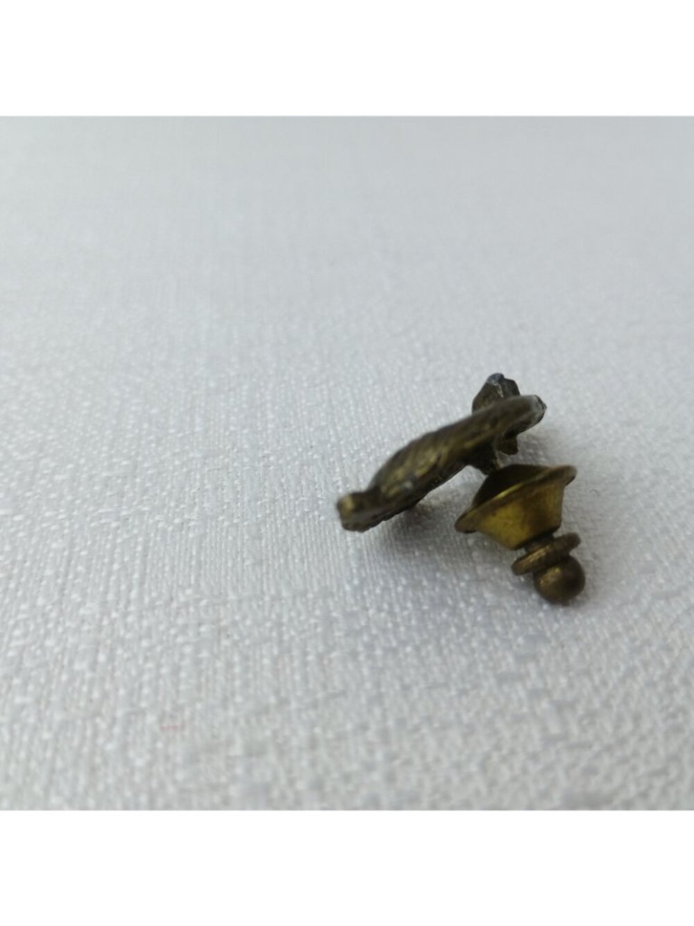The University Of Arkansas Razorbacks Silver tarnish metal Wild Hog Lapel Pin - Picture 4 of 7